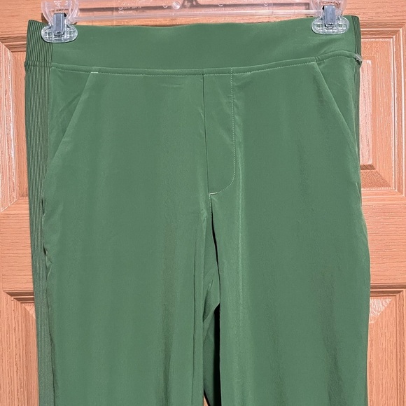 Athleta Green Brooklyn Mid Rise Ankle Pant NWOT Size 4 Activewear Athleisure - Picture 6 of 12